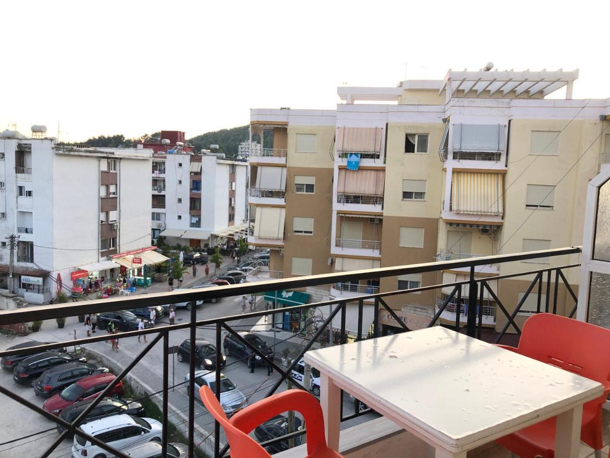 Center Hotel Pirro Himare Luaran gambar