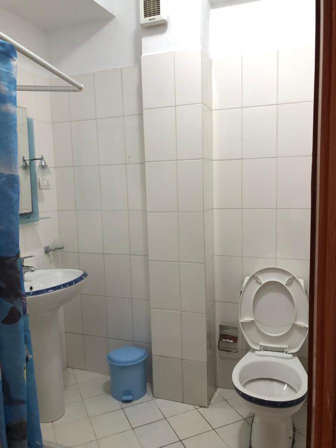 Center Hotel Pirro Himare Luaran gambar